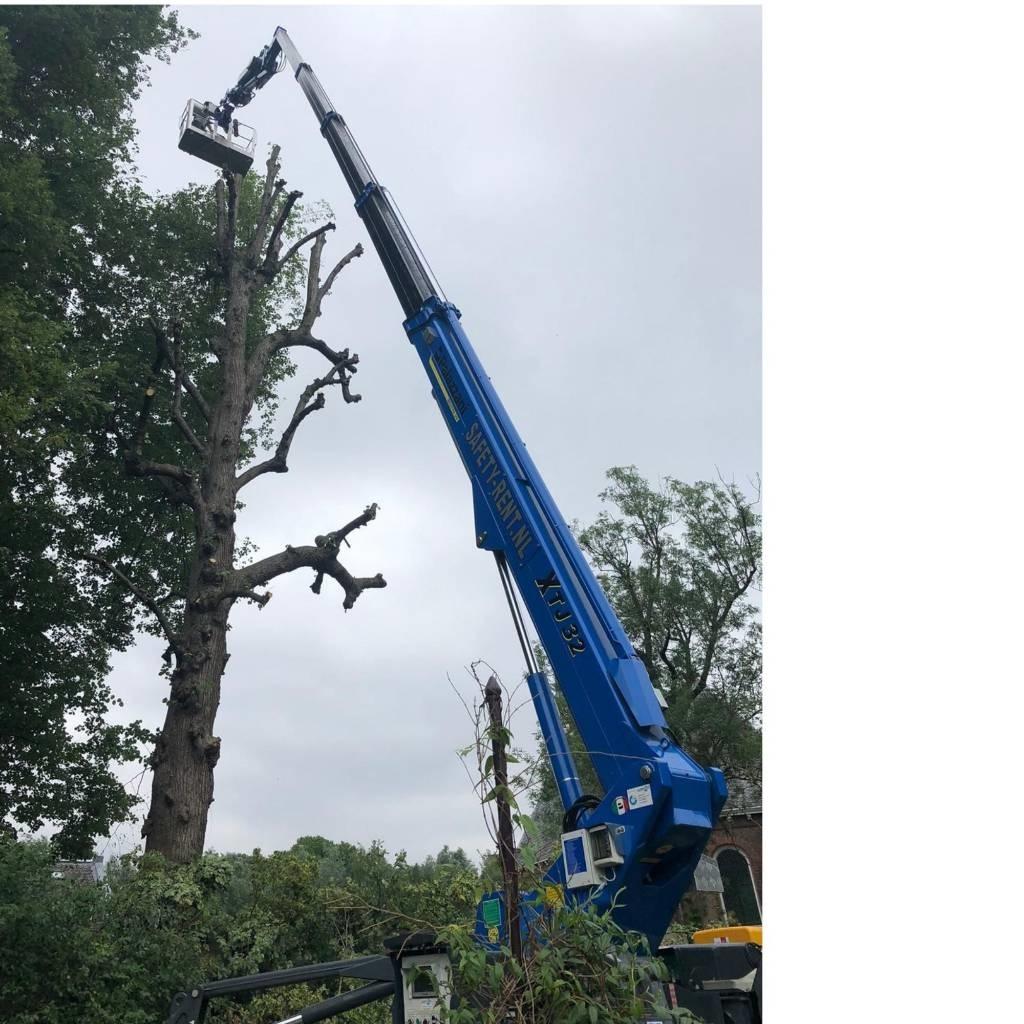 Palazzani XTJ 32 Teleskop bomliftar