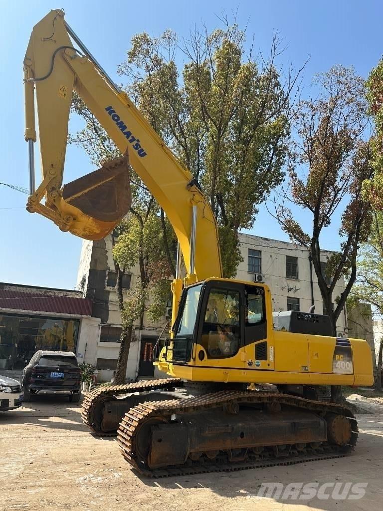 Komatsu PC 400-8 Bandgrävare