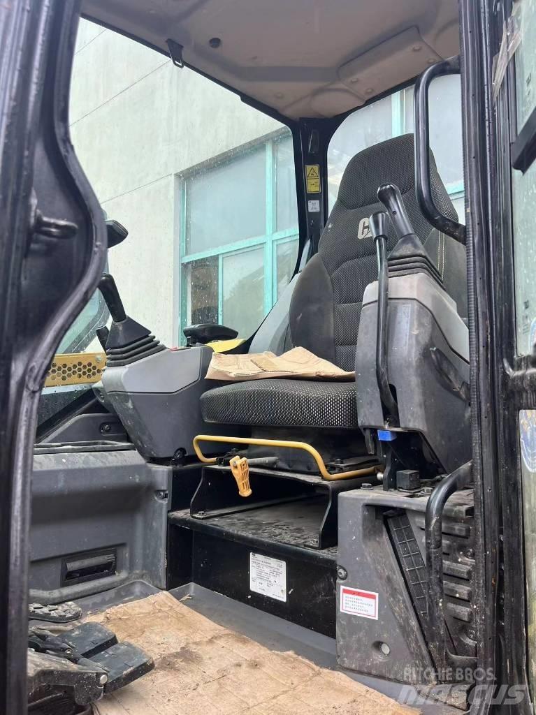 CAT 306 Minigrävare < 7t