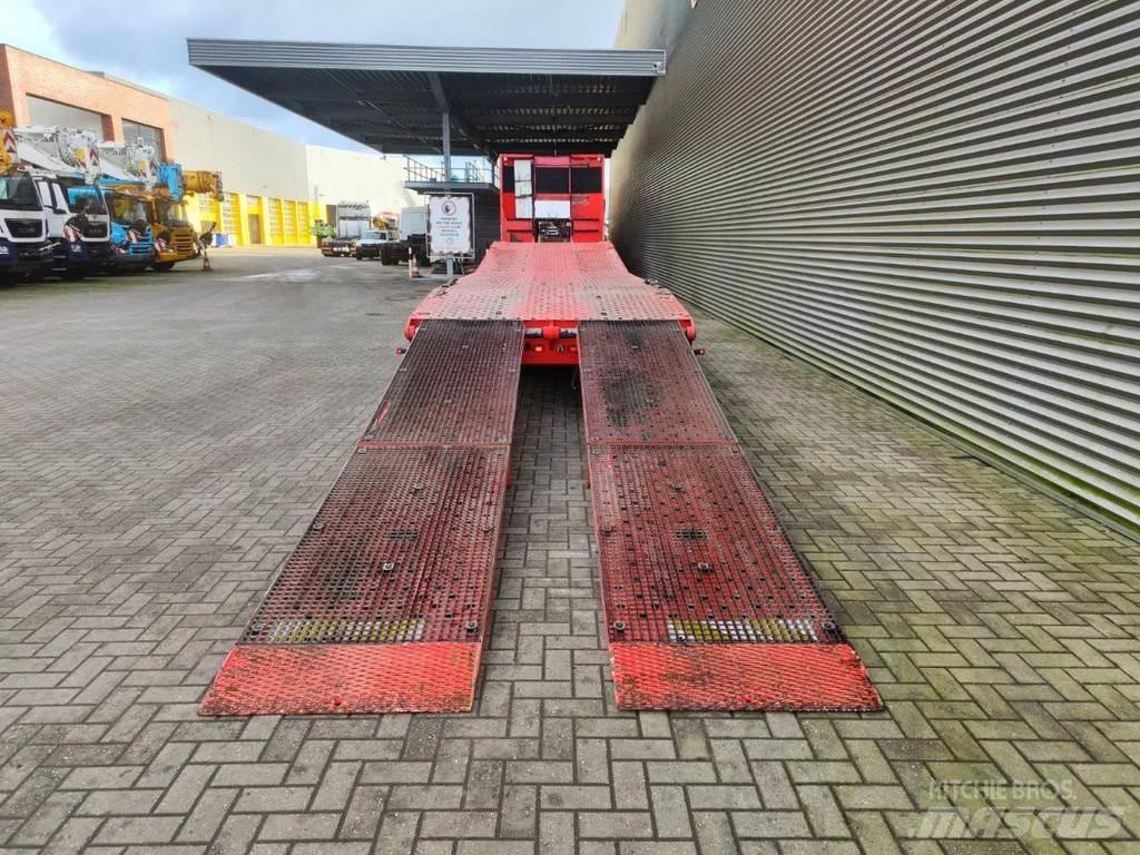  Thorry SA 48 Låg lastande semi trailer