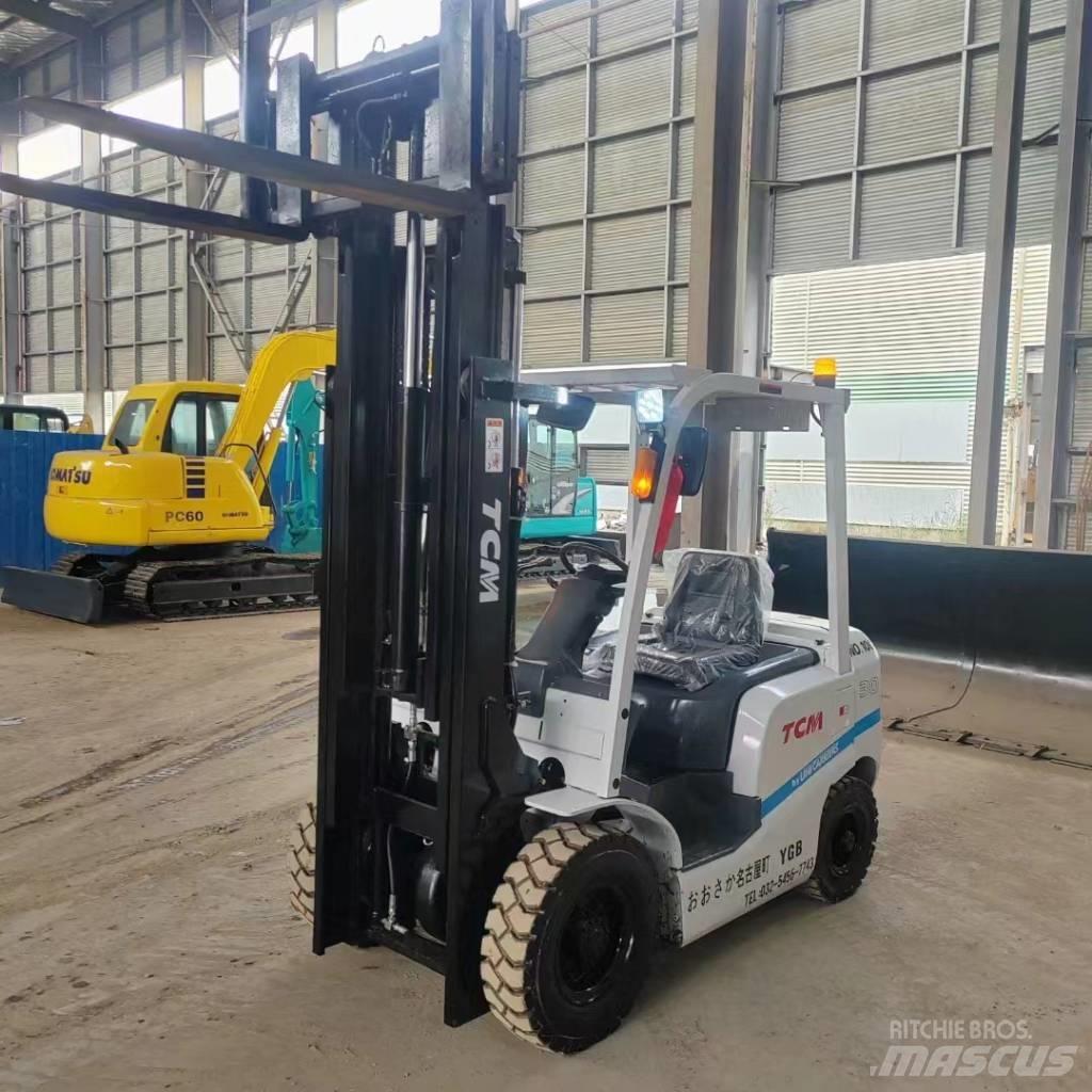 TCM FD30 Dieselmotviktstruckar