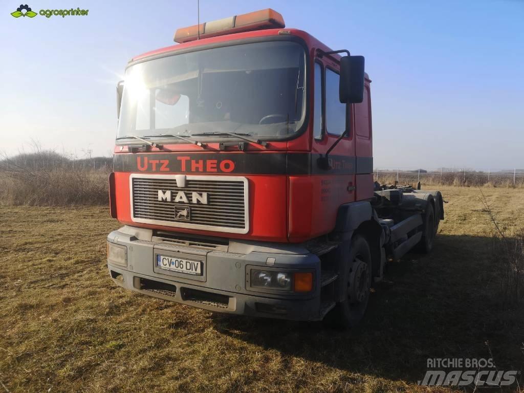 MAN F2001 Lastväxlare/Krokbilar