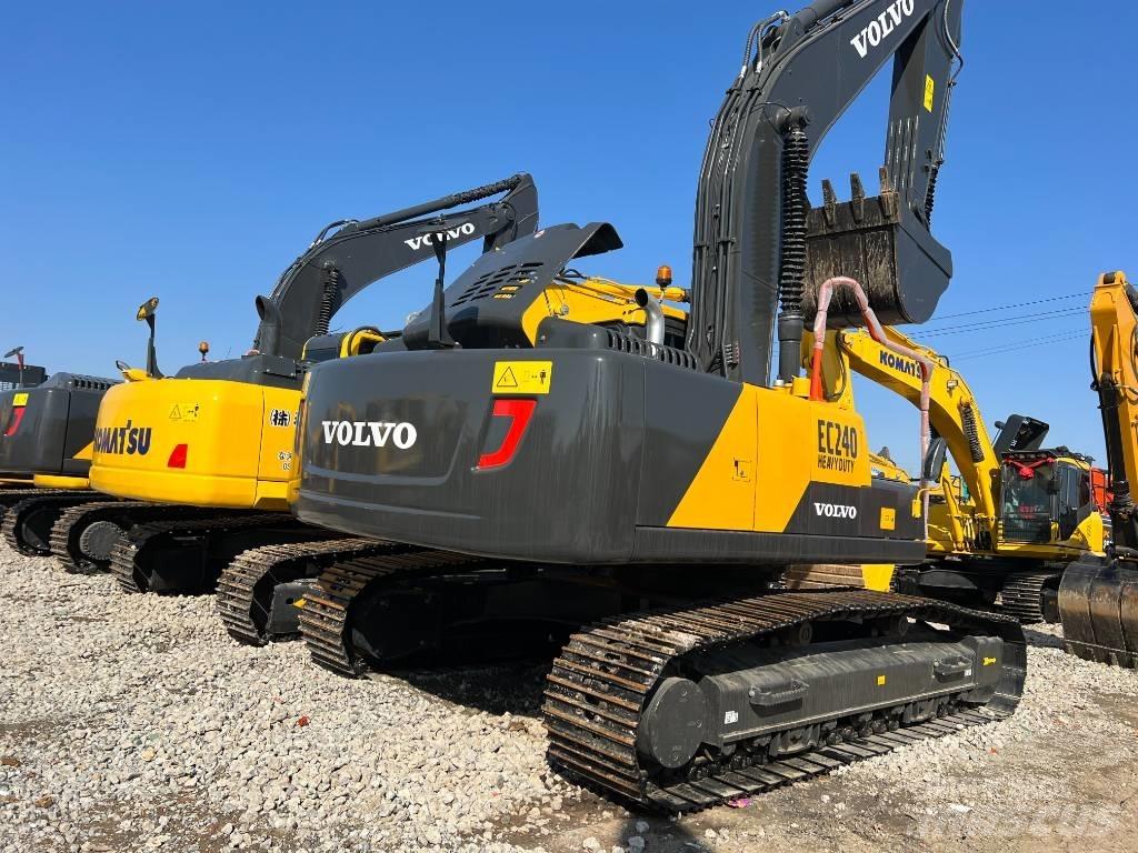 Volvo EC240DL Bandgrävare