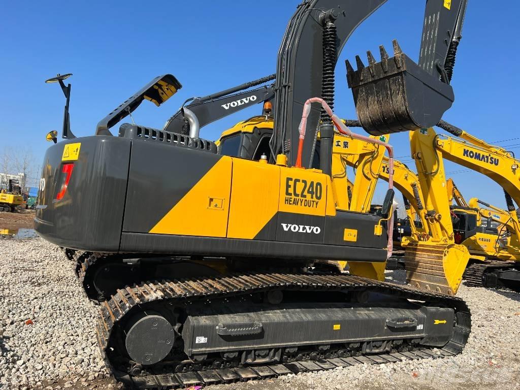 Volvo EC240DL Bandgrävare