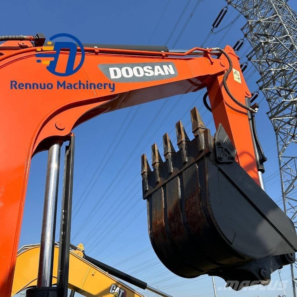 Doosan DX 60 Bandgrävare