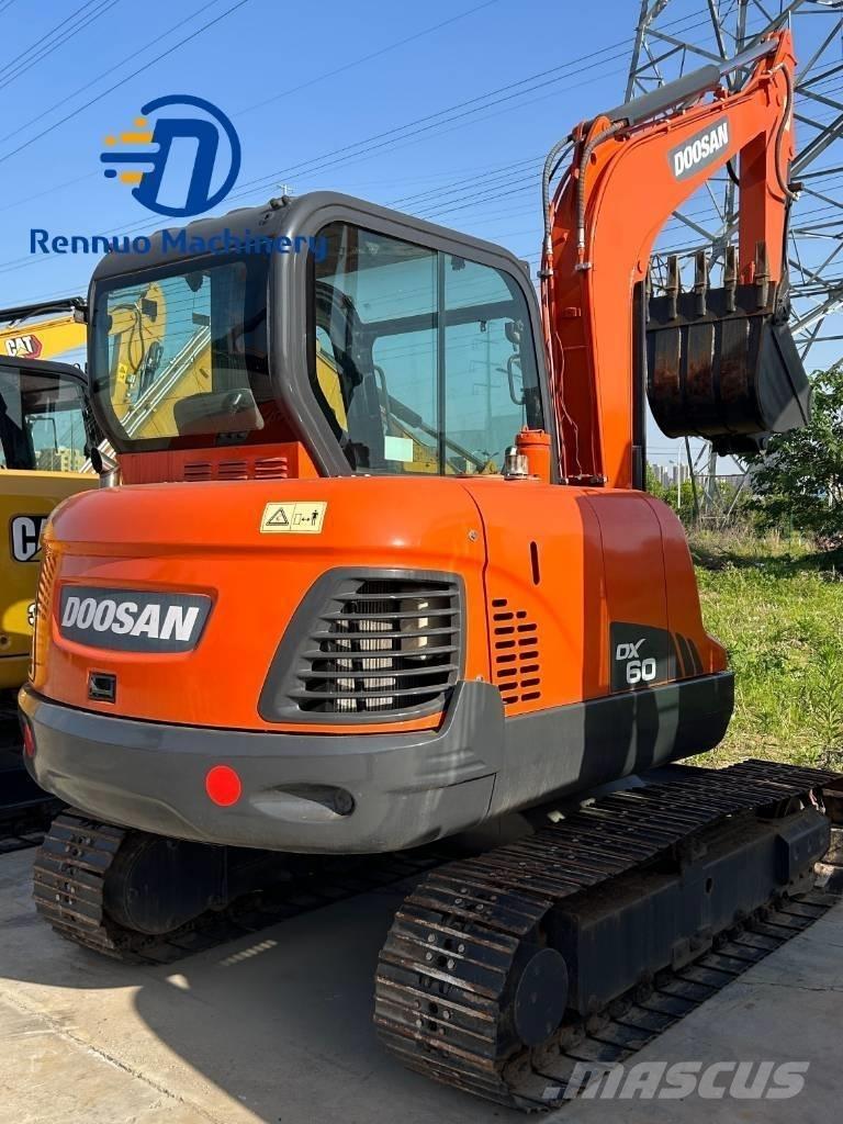Doosan DX 60 Bandgrävare
