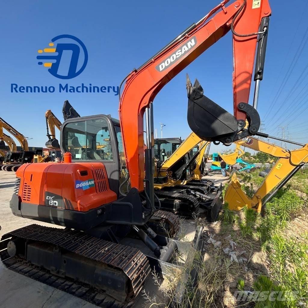 Doosan DX 60 Bandgrävare