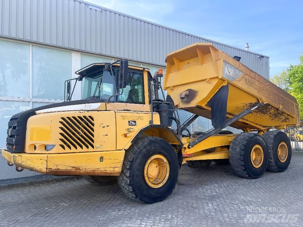 Volvo A25E Midjestyrd dumper