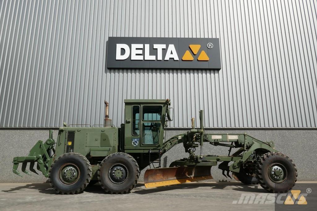 CAT 130G Ex-army Väghyvlar