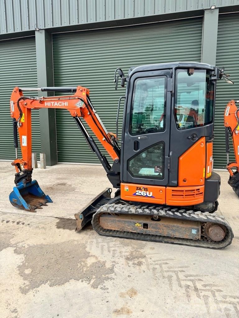 Hitachi ZX 26 U-6 CR Minigrävare < 7t