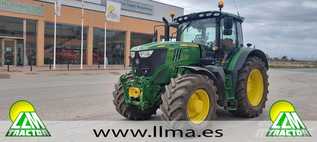 John Deere 6215 R Traktorer