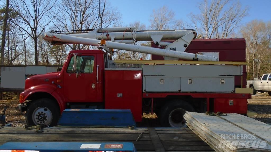 International 4700 Billyftar