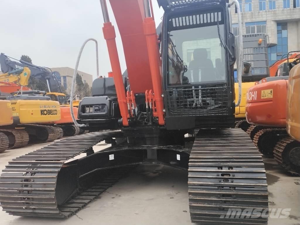 Hitachi ZX 200 Bandgrävare
