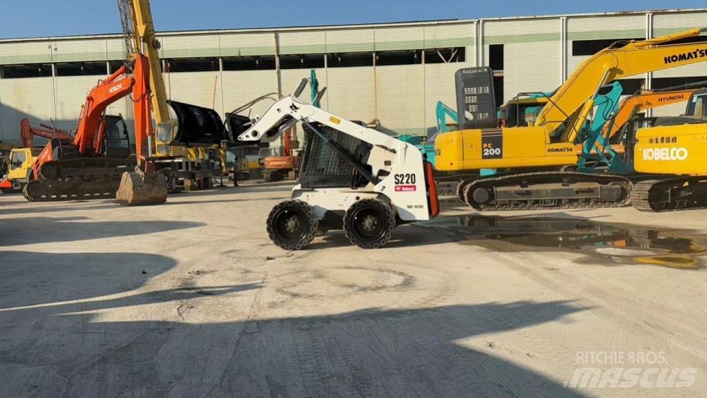 Bobcat S 220 Kompaktlastare