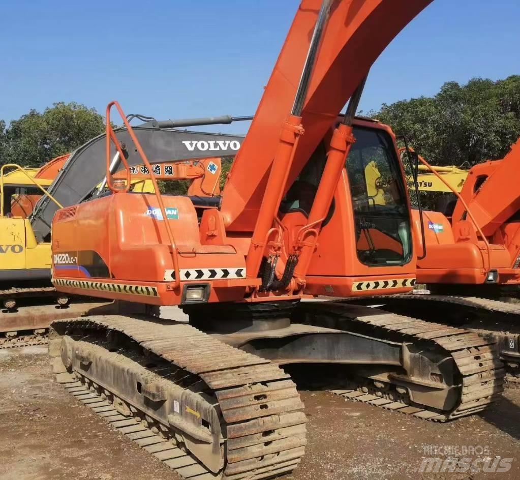 Doosan DH 220 Bandgrävare