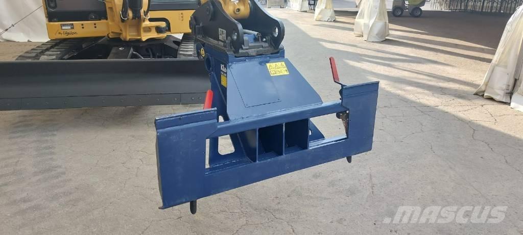  FERA ADAPTER SKID Redskapsfäste/ adaptrar
