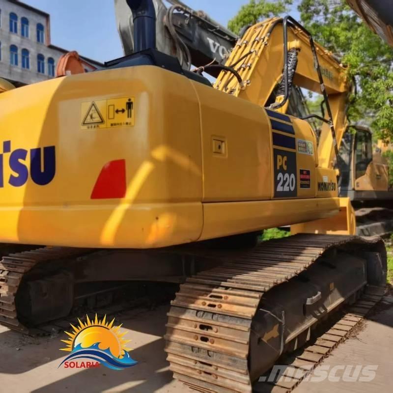 Komatsu PC 220-7 Bandgrävare
