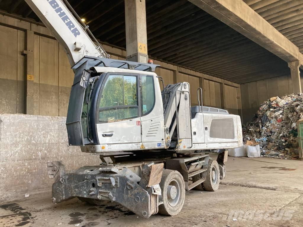 Liebherr LH 30 M Avfalls / industri hantering