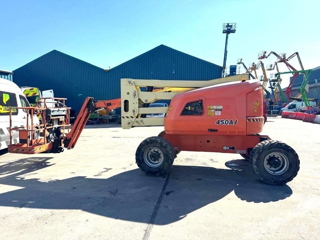 JLG 450 AJ Bomliftar