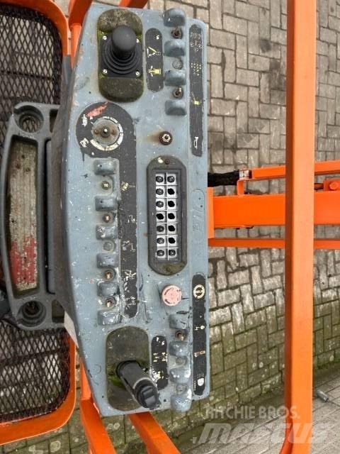 JLG 450 AJ Bomliftar