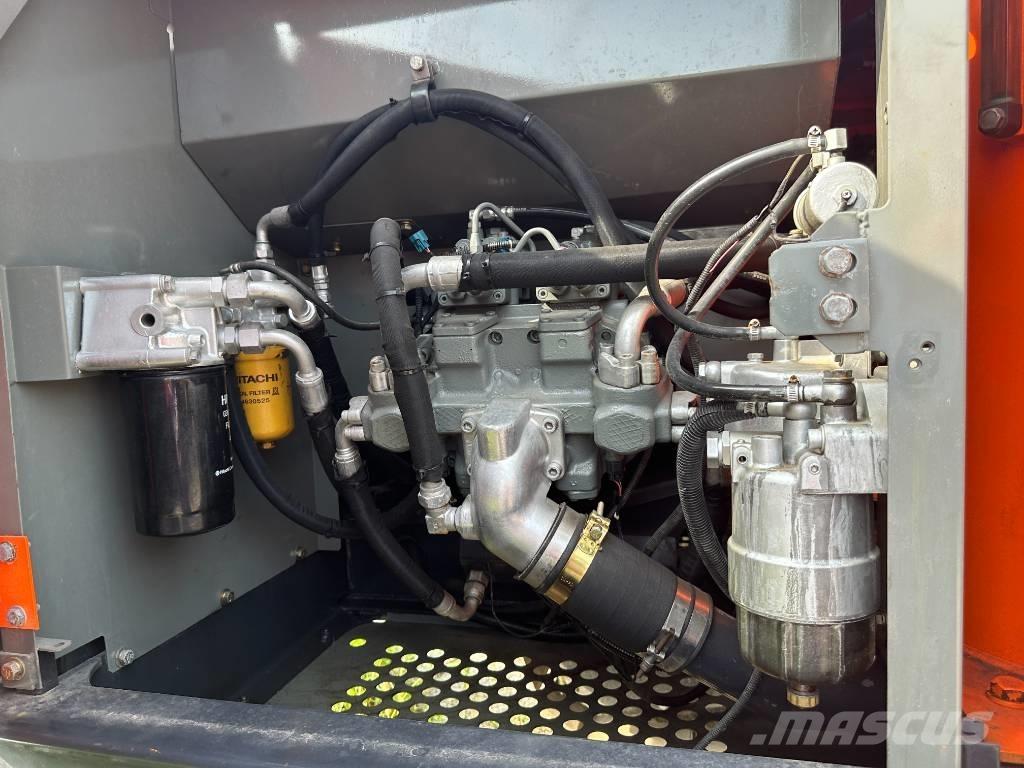 Hitachi ZX200 Bandgrävare