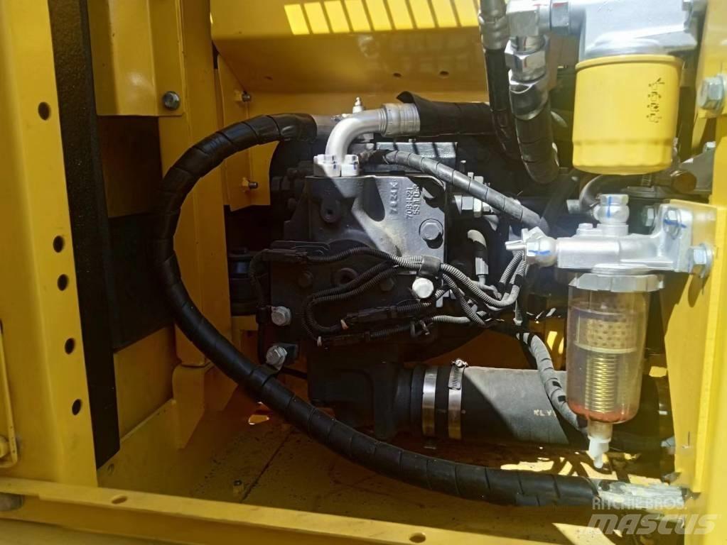 Komatsu PC130-7 Bandgrävare