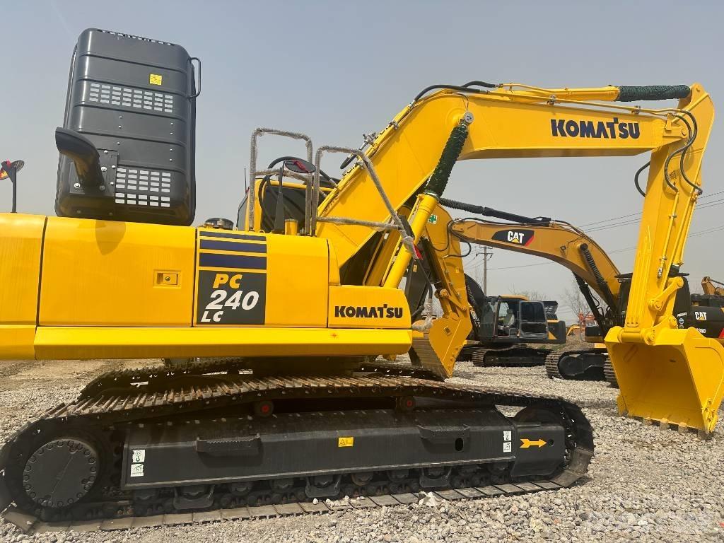 Komatsu PC 240 Bandgrävare