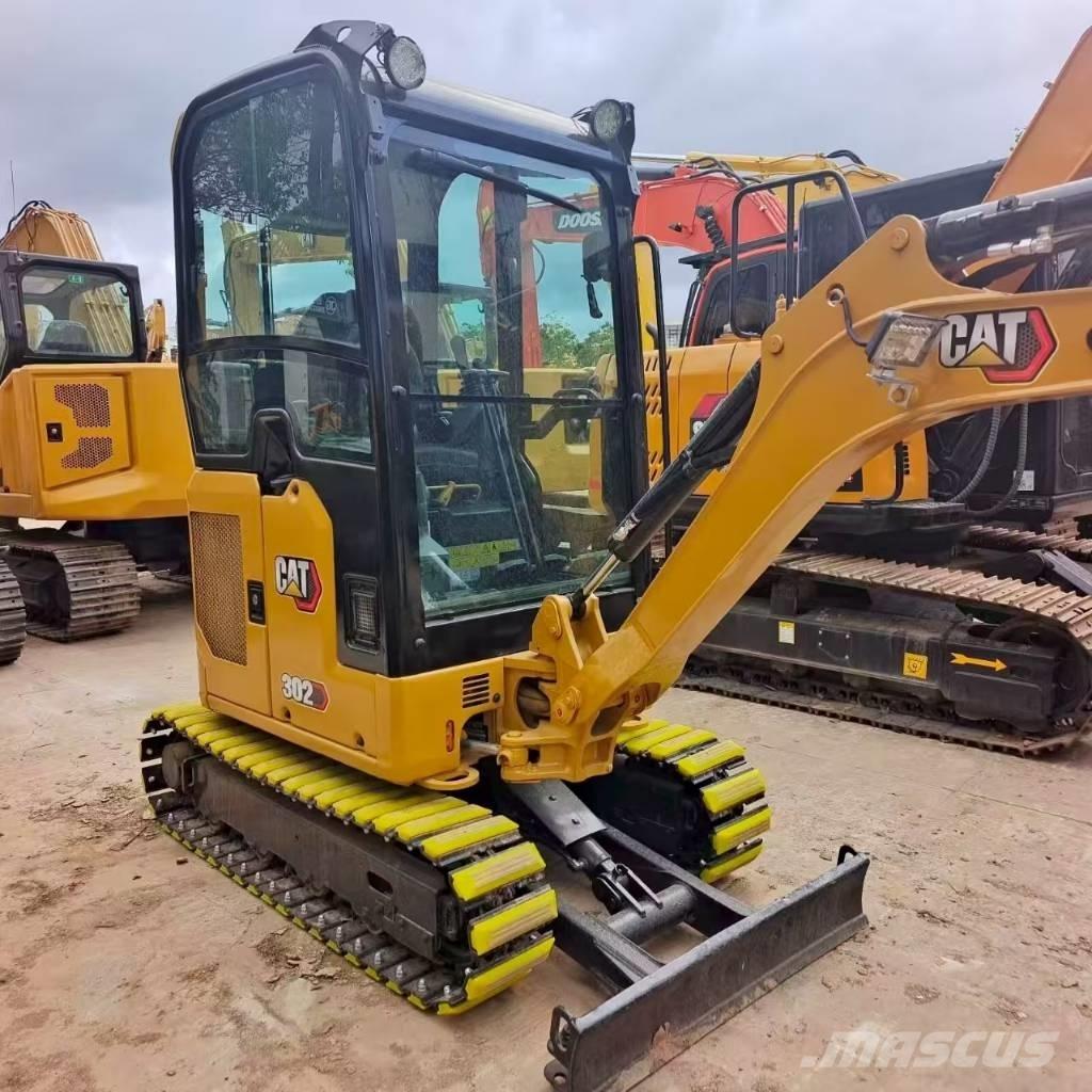 CAT 302 CR Minigrävare < 7t