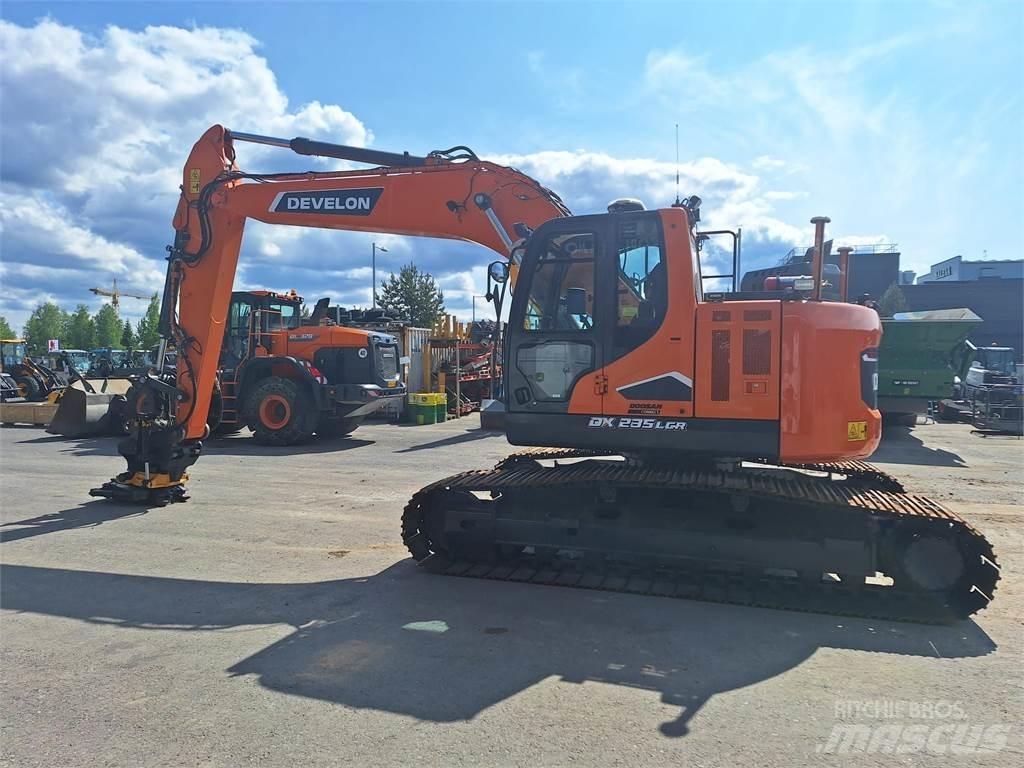 Doosan DX235LCR-7 Bandgrävare