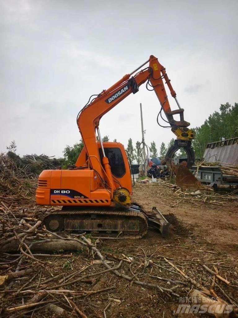 Doosan DH80 Bandgrävare