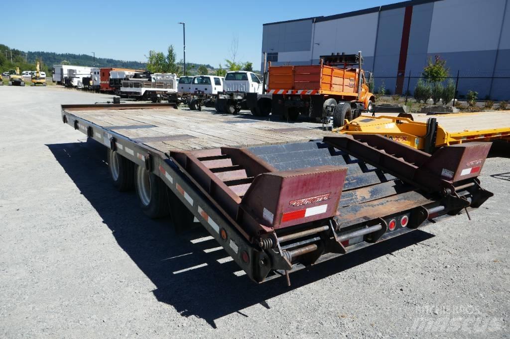 TOWMASTER T-40LP Biltransportsläp
