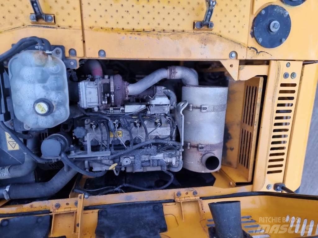 JCB JS 220 LC Bandgrävare