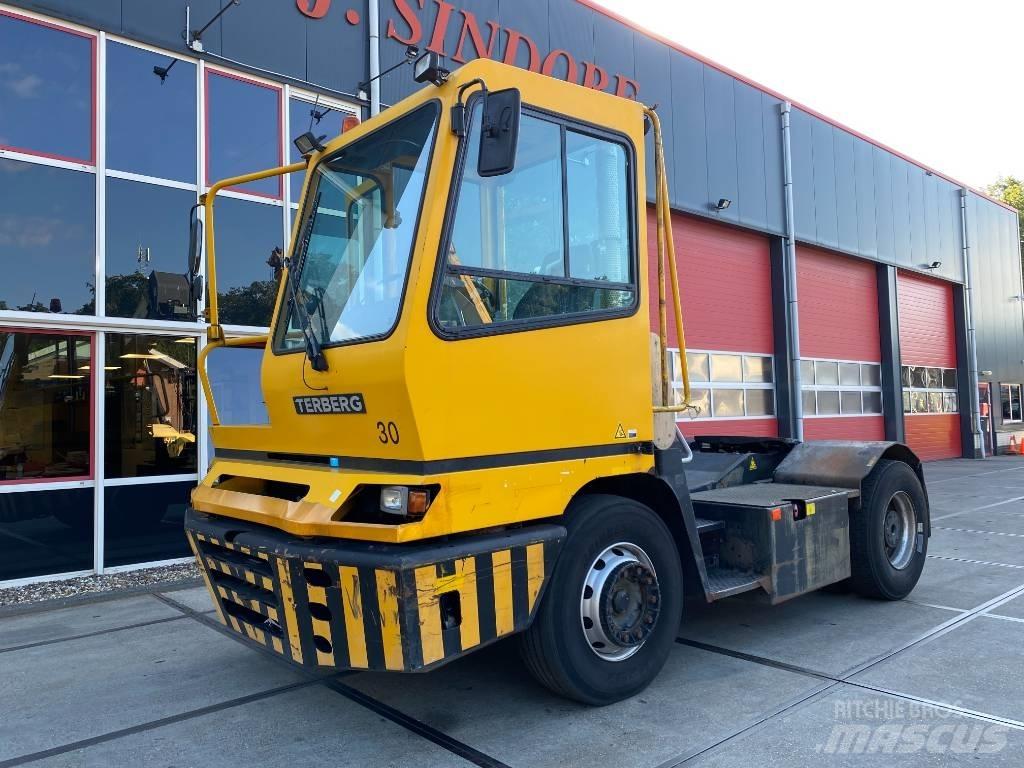 Terberg YT 222 Terminaltraktorer