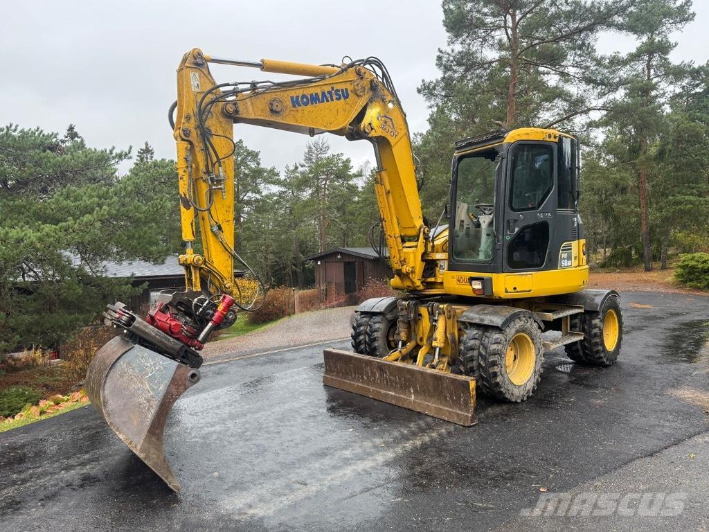 Komatsu PW 98 MR-6 Hjulgrävare