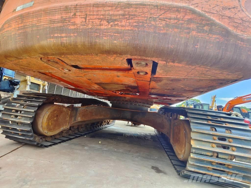 Doosan DX 300 LC Bandgrävare