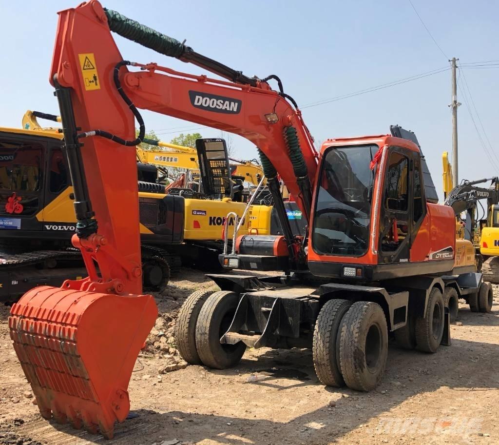Doosan DX150W Hjulgrävare