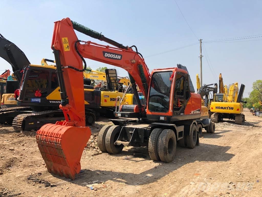 Doosan DX150W Hjulgrävare