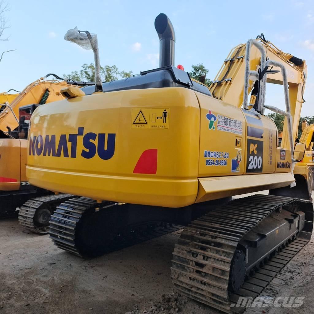 Komatsu PC 200 Bandgrävare