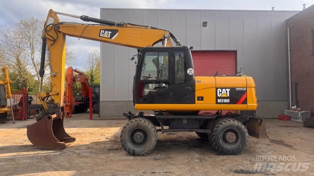 CAT M 316 D Hjulgrävare
