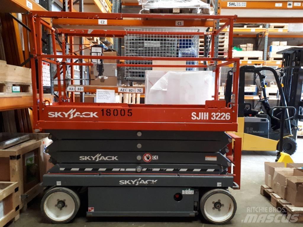 SkyJack SJ 3226 Saxliftar