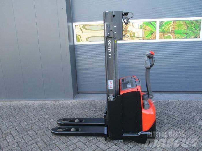 Toyota SWE 140 Staplare-led