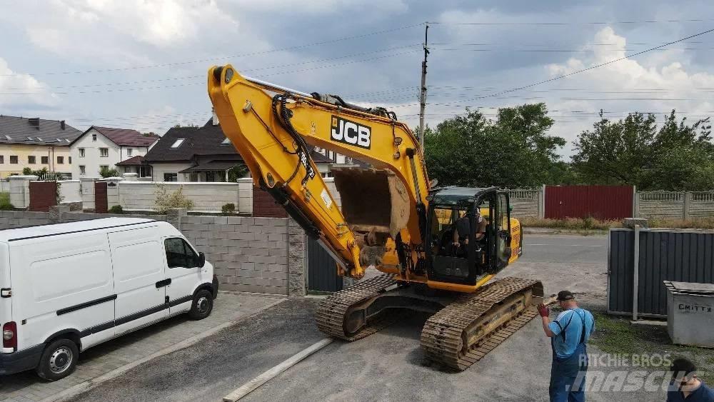 JCB JS220LC Bandgrävare