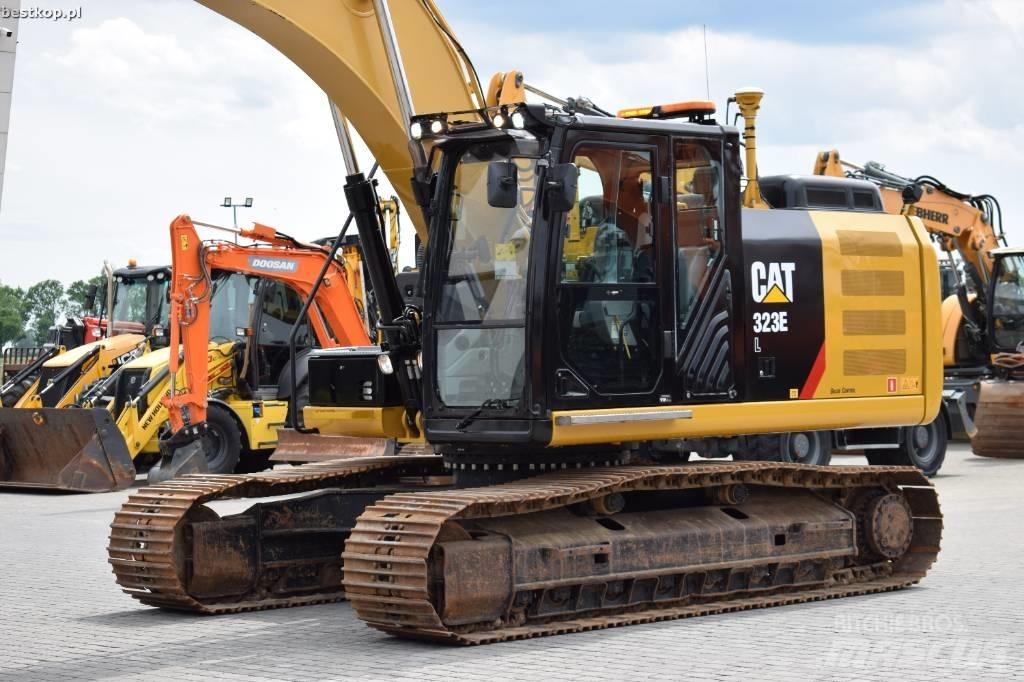 CAT 323 EL Bandgrävare