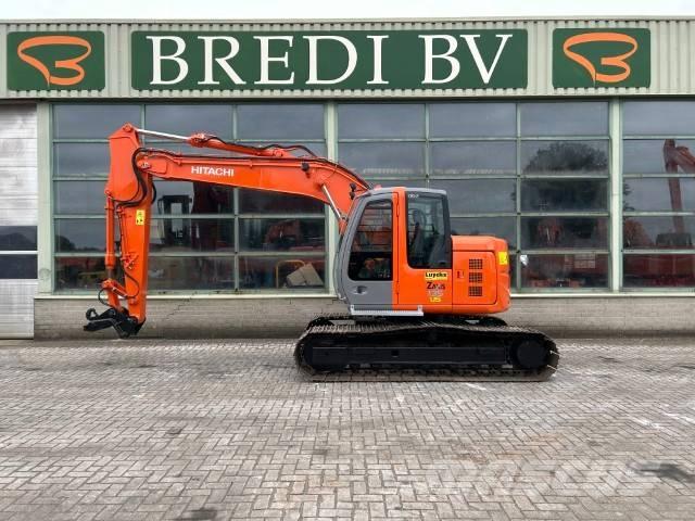 Hitachi ZX 135 US Bandgrävare
