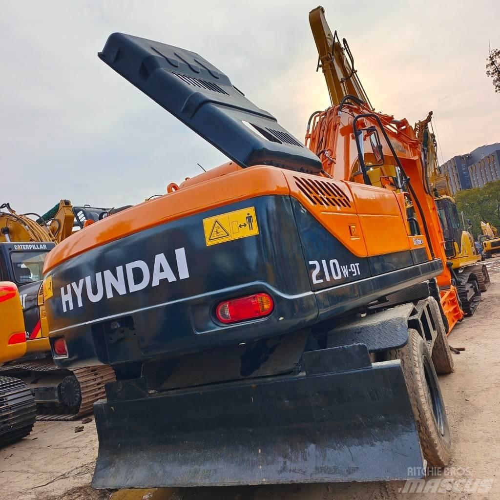 Hyundai 210W-9 Hjulgrävare