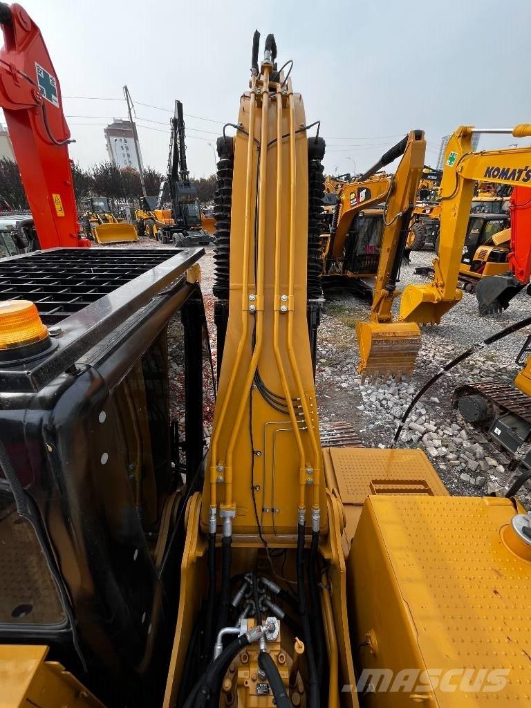 CAT 320 GX Bandgrävare