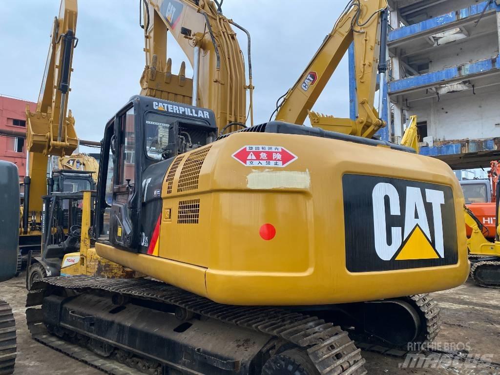 CAT 326 D2L Bandgrävare
