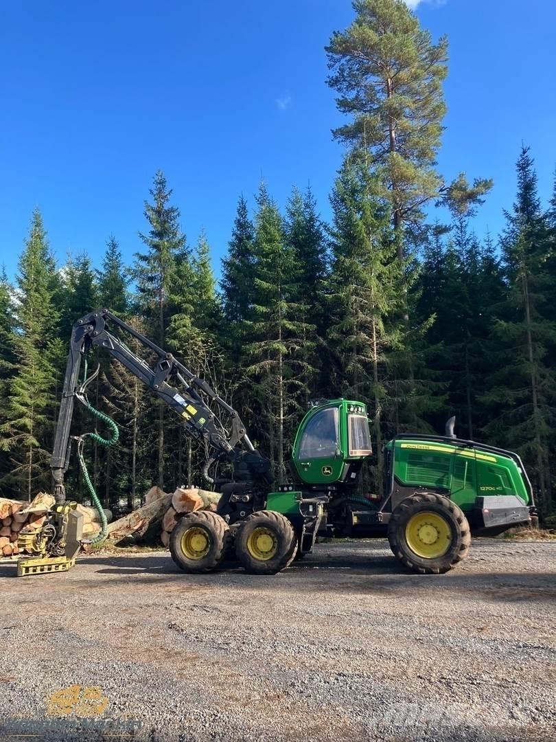 John Deere 1270G Skördare