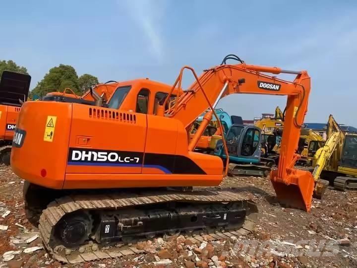 Doosan DH 150 LC-7 Bandgrävare