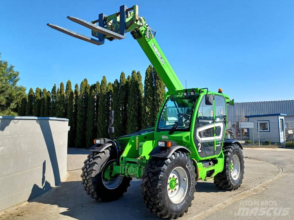 Merlo TF 42.7 Teleskoplastare